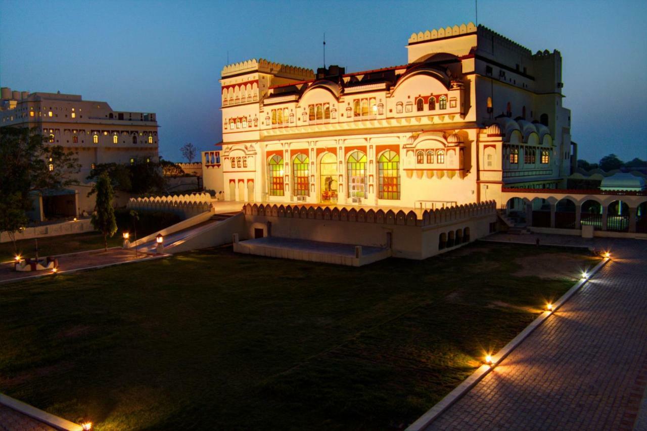 Amritara Surajgarh Fort Exterior foto