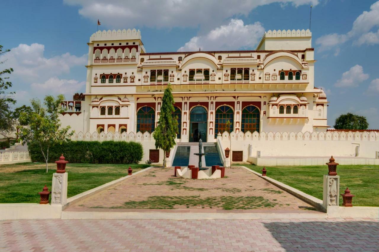 Amritara Surajgarh Fort Exterior foto